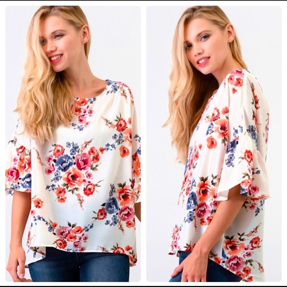 π Ivory Floral TopπΈ - Picture 1 of 12